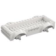 Vehicle Base 8 x 16 with Wheel Arches, Front and Side Studs, and 4 x 14 Recessed Studded Section, 3 Holes, White Wheel Clip Pins (White)