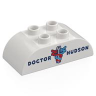 Duplo Brick 2 x 4 Curved Top with 'DOCTOR NUDSON;, Red/Blue Serpents around Wrench Print (White)
