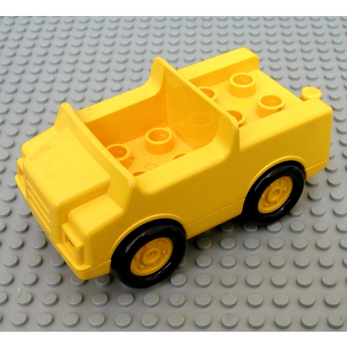 Duplo Car with 2 x 2 Studs in Bed, 1 Stud in Cab and Yellow Base (Yellow)