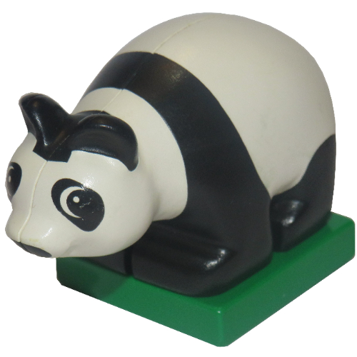 Duplo Animal Panda, Cub, on Green Base, with Eyes Looking Left Print (White)