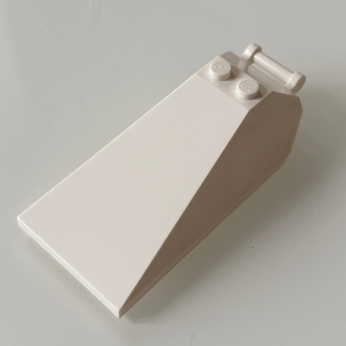 Windscreen 8 x 4 x 2 with Handle and 2 Studs [Solid Studs] [Plain] (White)