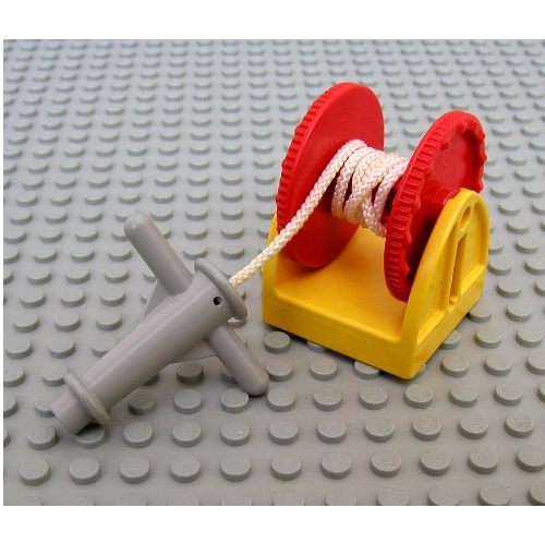 Duplo Winch Drum, Light Gray Hose Nozzle with Handles, String (Yellow)