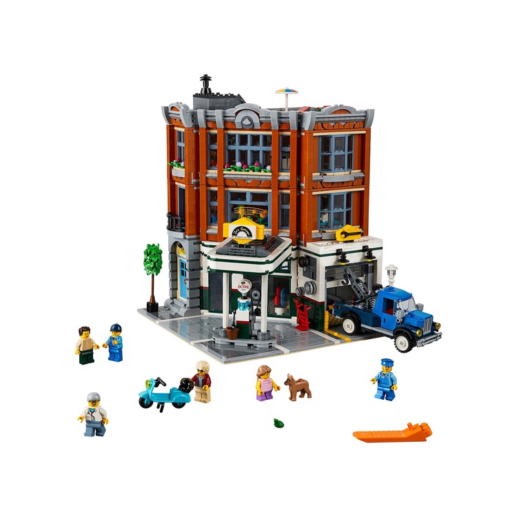 Corner Garage