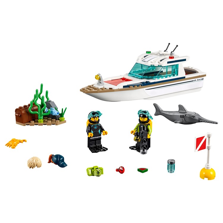 Diving Yacht