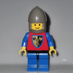 Knight (Crusader Axe) - Blue Legs, Chin-Guard