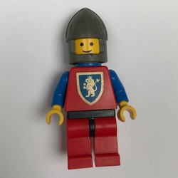 Knight (Crusader Lion) - Red Legs, Plastic Cape