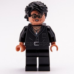 Ian Malcolm with Necklace (28621 Head)